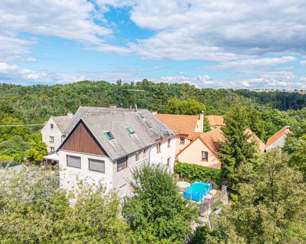 Rodinný dům u Liběchova, Sitné